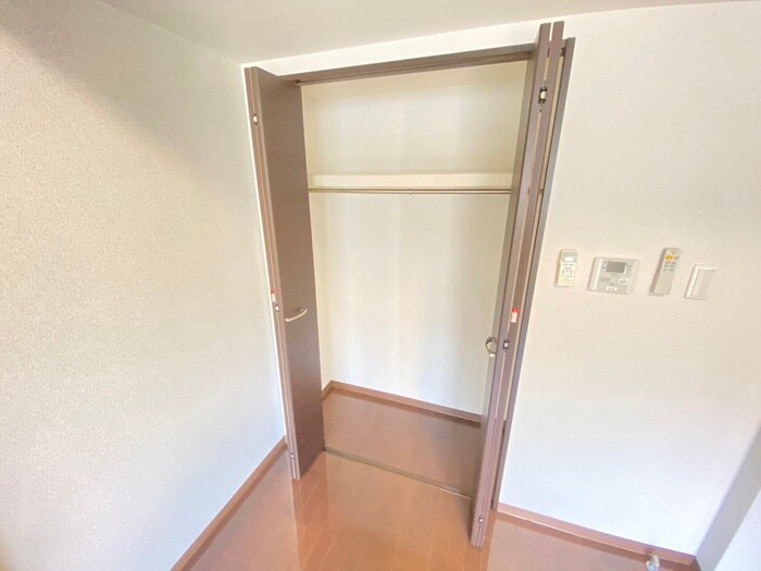 物件内観写真10　(収納)