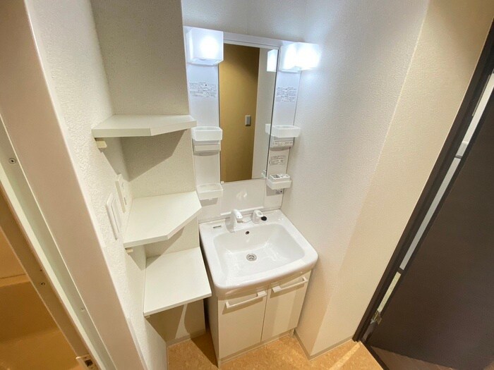 物件内観写真14　(洗面)