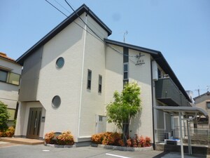 カ－ザ　フェリス外観写真