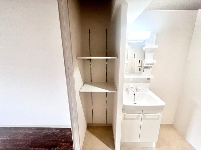 物件内観写真14　(収納)