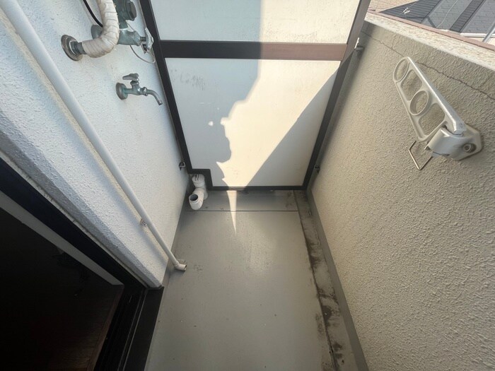 物件内観写真14　(洗濯機置場)