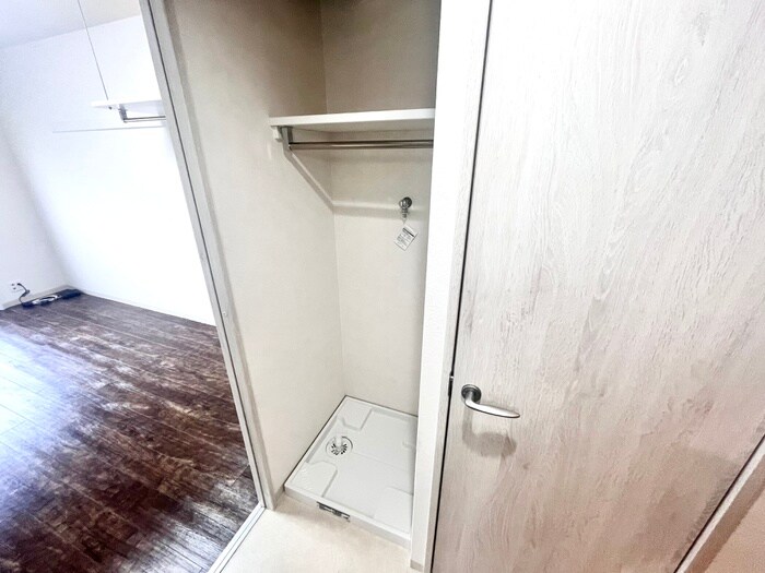 物件内観写真22　(洗濯機置場)