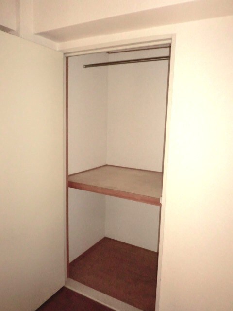 物件内観写真13　(収納)