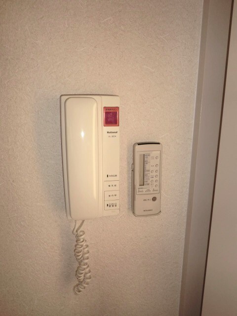 物件内観写真15　(玄関)