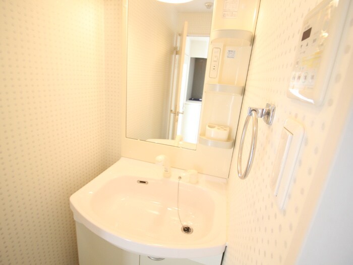 物件内観写真8　(洗面)