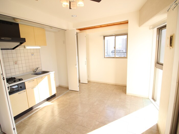 物件内観写真14　(居室)