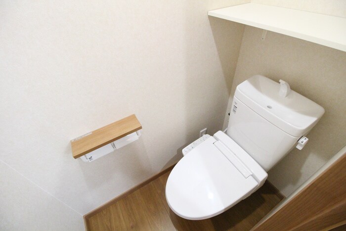 物件内観写真11　(トイレ)