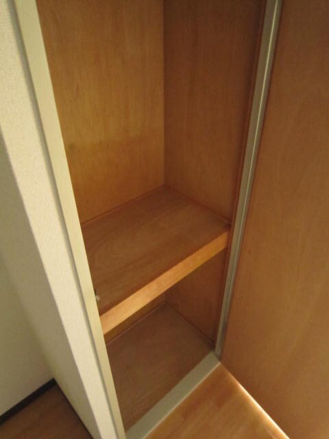 物件内観写真7　(収納)