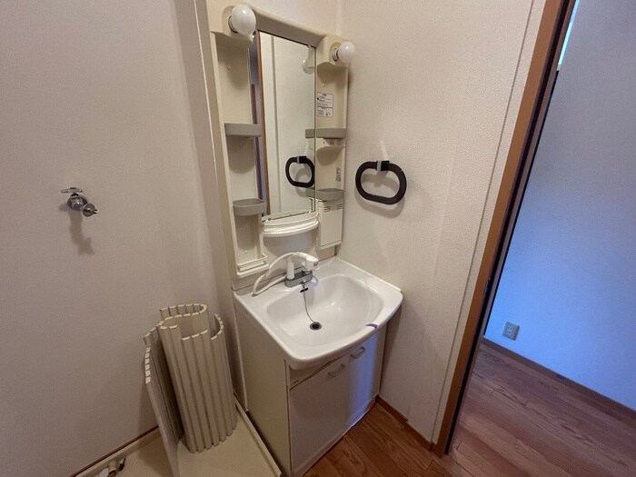 物件内観写真15　(洗面)