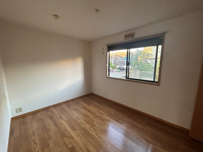 物件内観写真19　(居室)