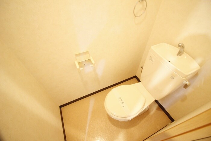 物件内観写真10　(トイレ)