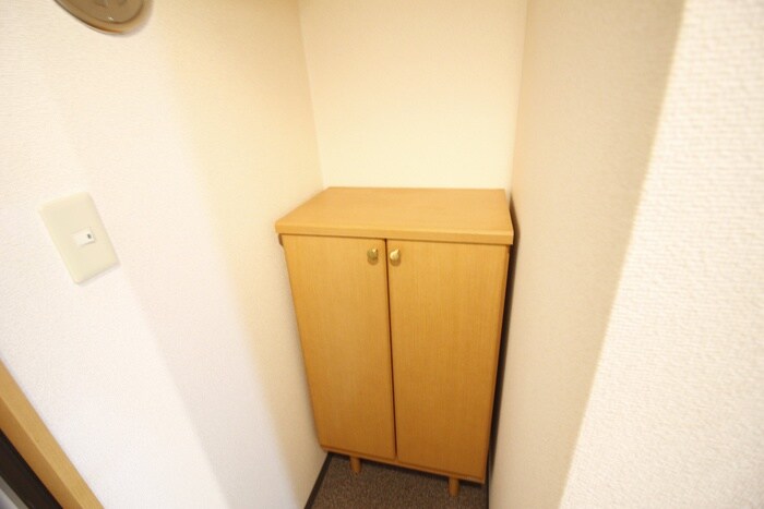 物件内観写真16　(靴箱)