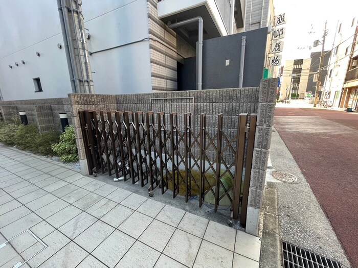 物件外観写真6　(建物設備)
