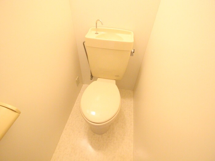 物件内観写真15　(トイレ)