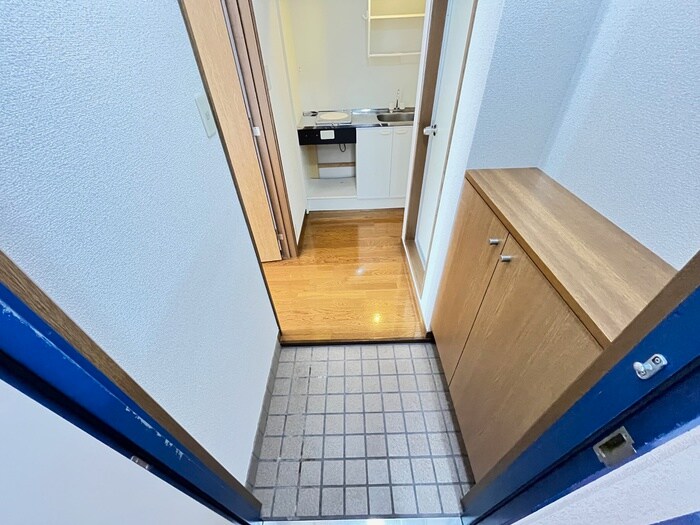 物件内観写真19　(玄関)