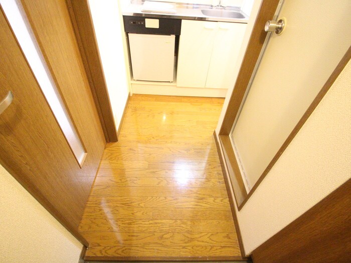 物件内観写真21　(廊下)