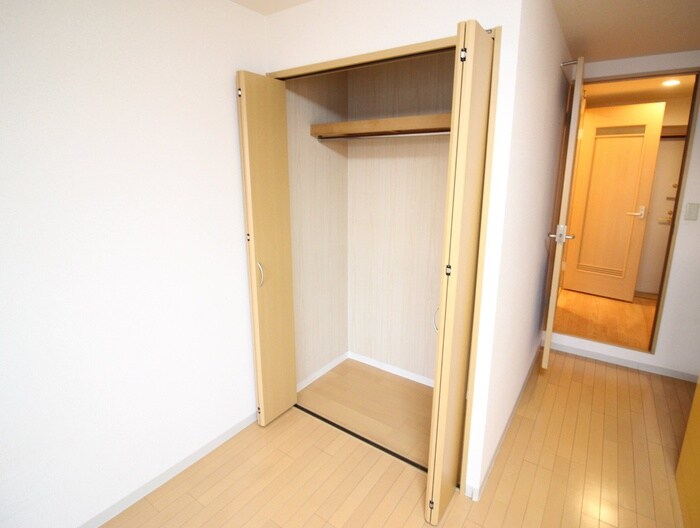 物件内観写真11　(収納)