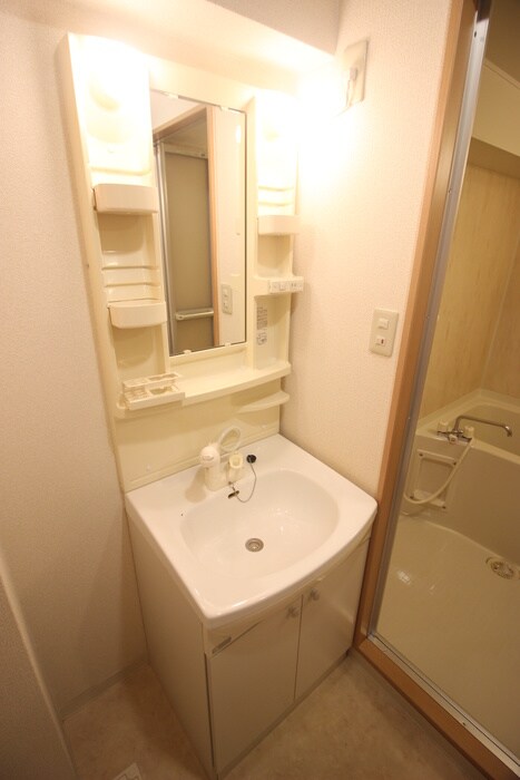 物件内観写真11　(洗面)