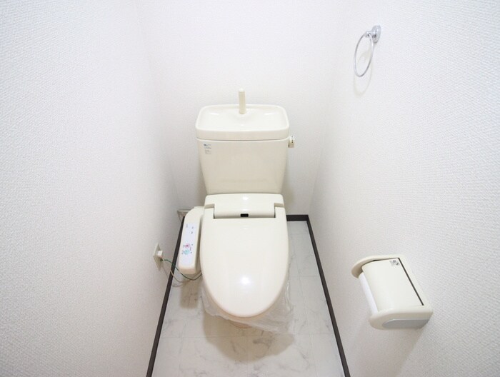 物件内観写真14　(トイレ)