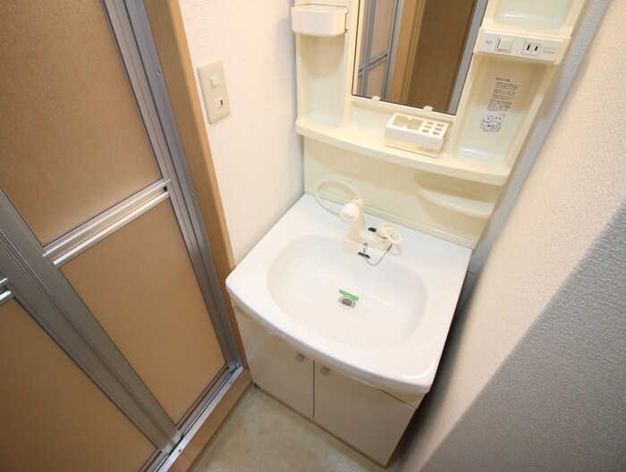 物件内観写真15　(洗面)