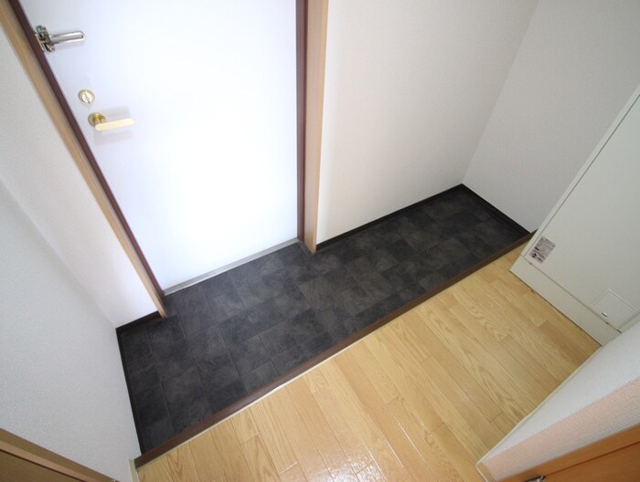 物件内観写真19　(玄関)