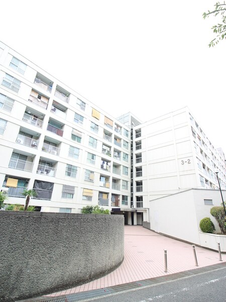 泉ヶ丘コーポラスA棟(304)外観写真
