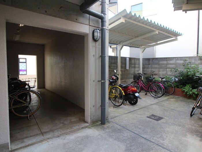 物件外観写真2　(建物設備)