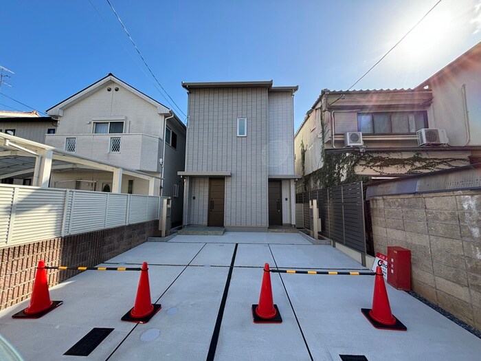 物件外観写真3　(駐輪場)