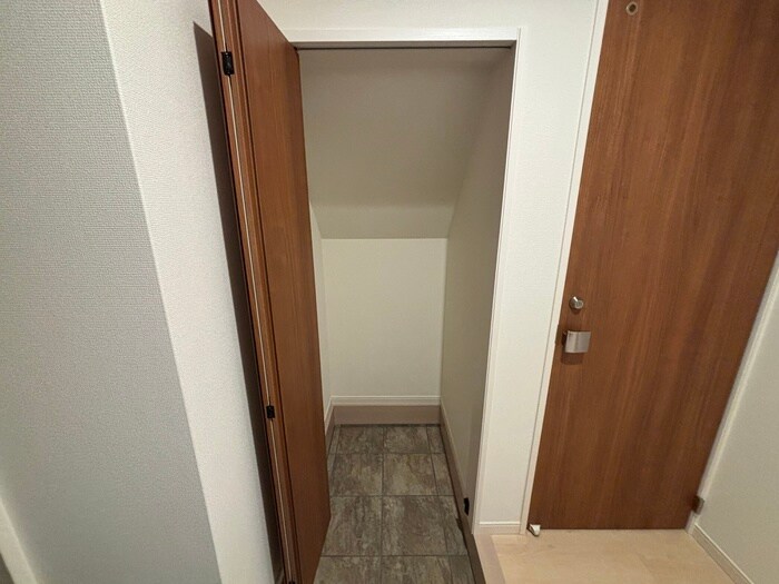 物件内観写真12　(収納)