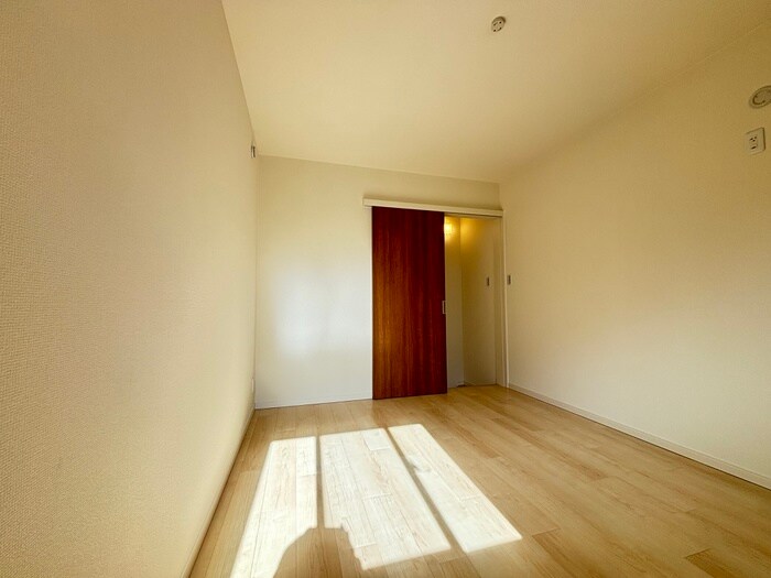 物件内観写真21　(居室)