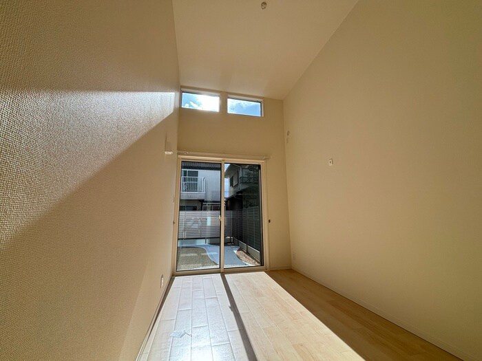 物件内観写真22　(居室)