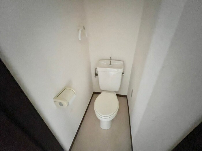 物件内観写真14　(トイレ)