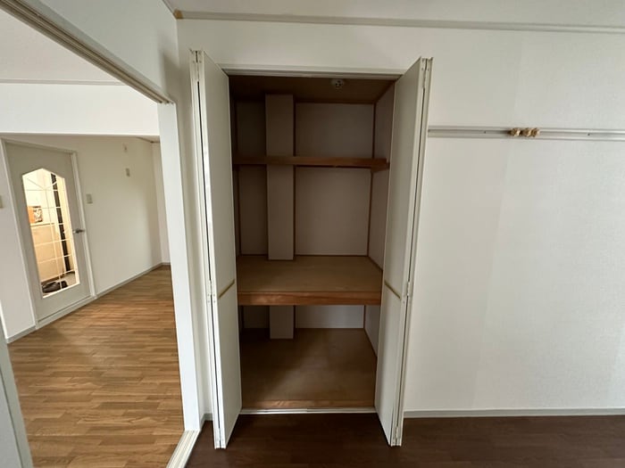 物件内観写真15　(収納)