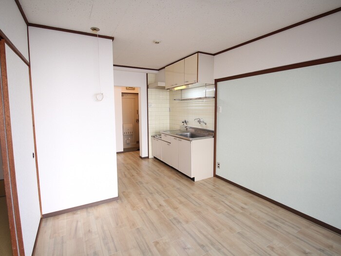 物件内観写真7　(居室)