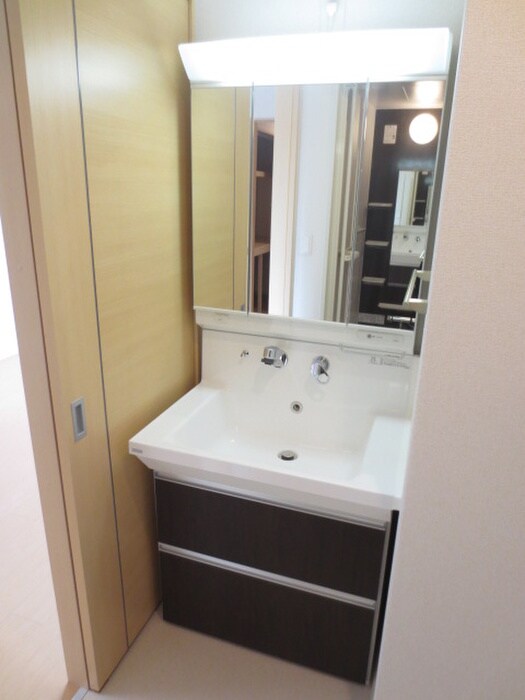 物件内観写真10　(洗面)