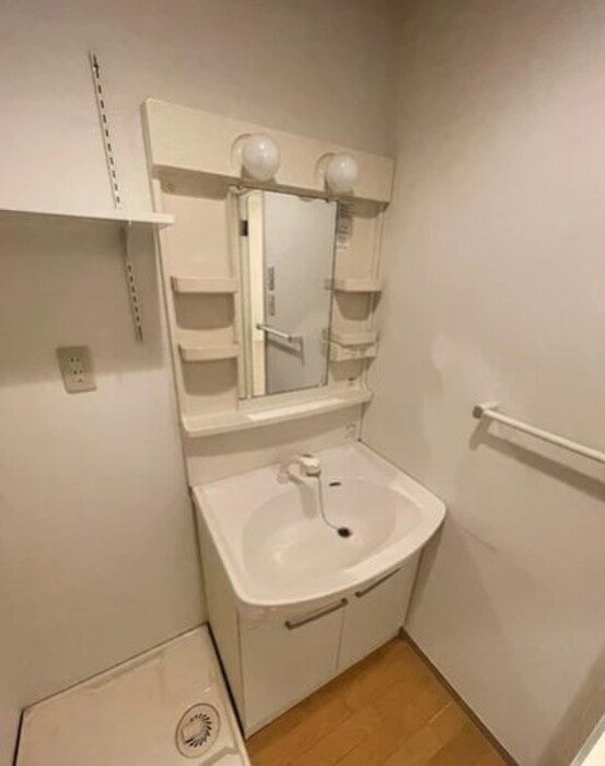 物件内観写真10　(洗面)