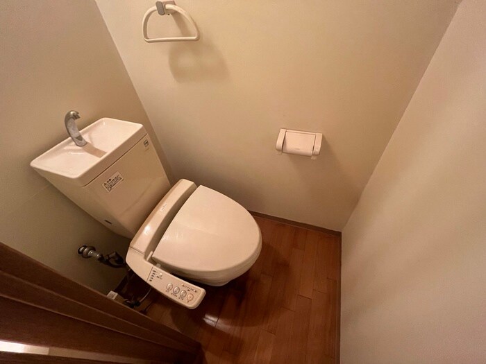 物件内観写真10　(トイレ)