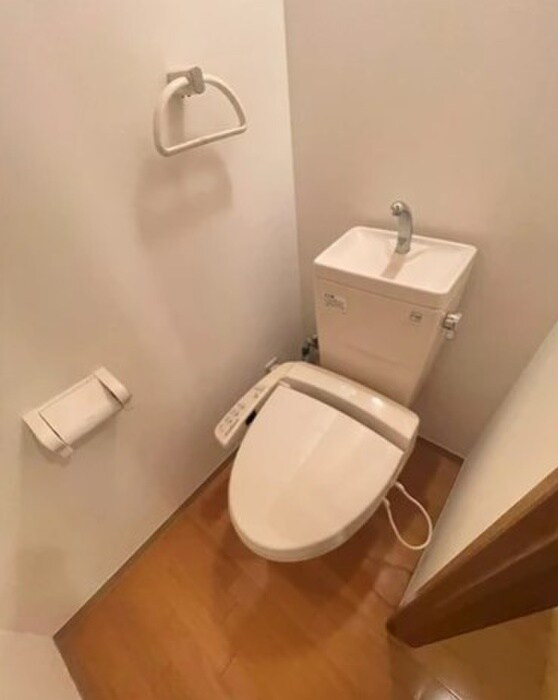 物件内観写真11　(トイレ)