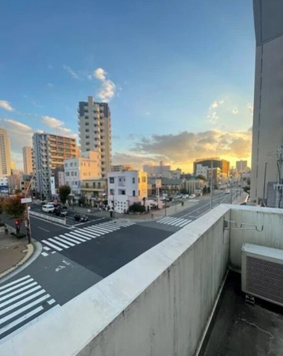 物件内観写真16　(室内からの展望)