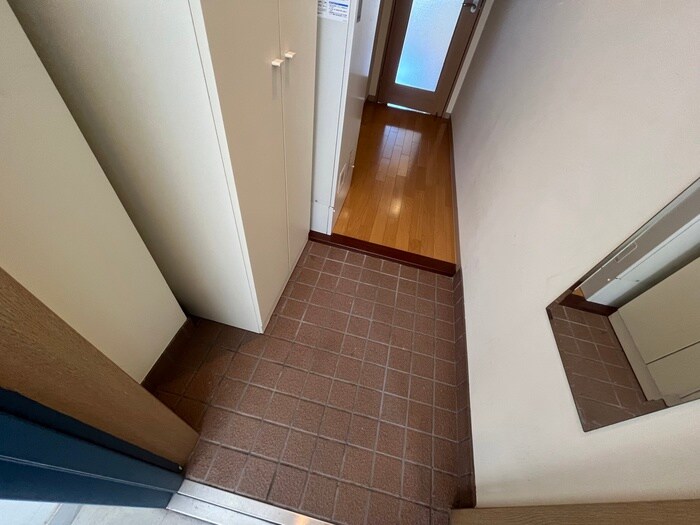 物件内観写真22　(玄関)