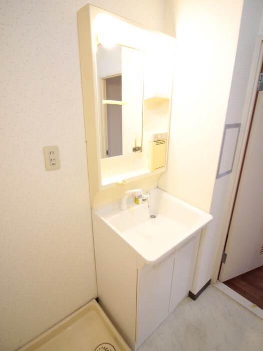 物件内観写真9　(洗面)