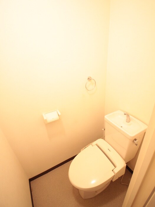 物件内観写真12　(トイレ)