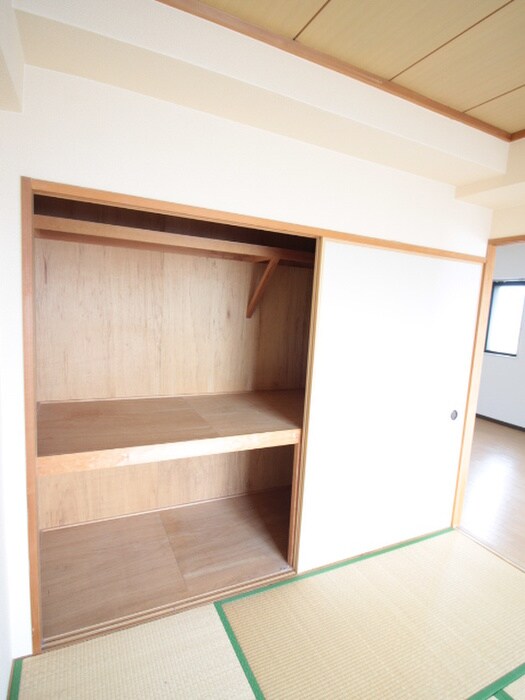 物件内観写真14　(収納)