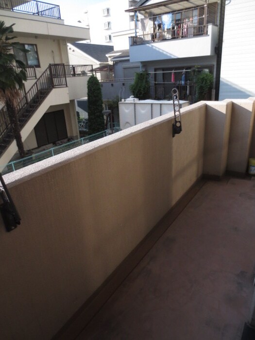 物件内観写真15　(室内からの展望)