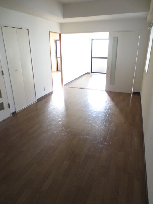 物件内観写真18　(居室)