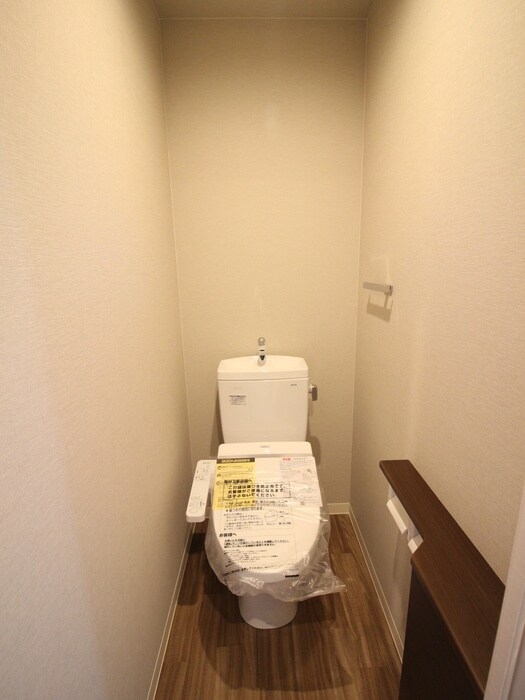 物件内観写真8　(トイレ)