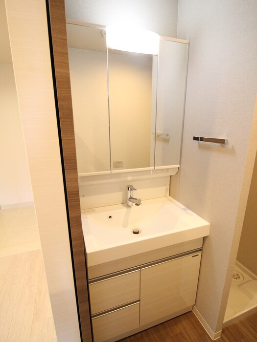 物件内観写真9　(洗面)