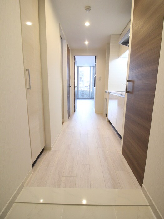 物件内観写真15　(玄関)