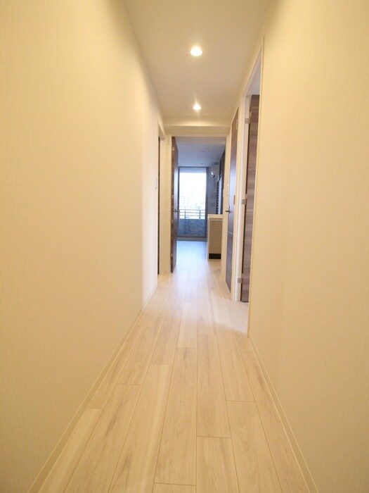 物件内観写真15　(玄関)