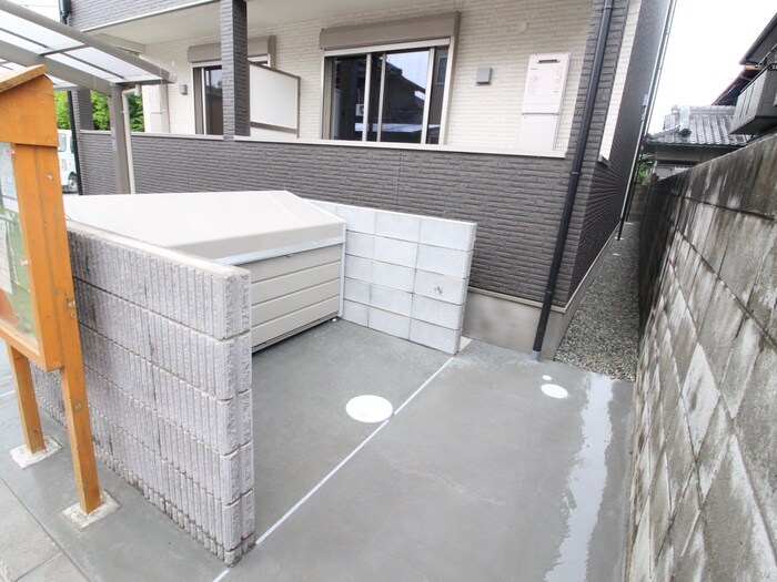 物件外観写真3　(建物設備)